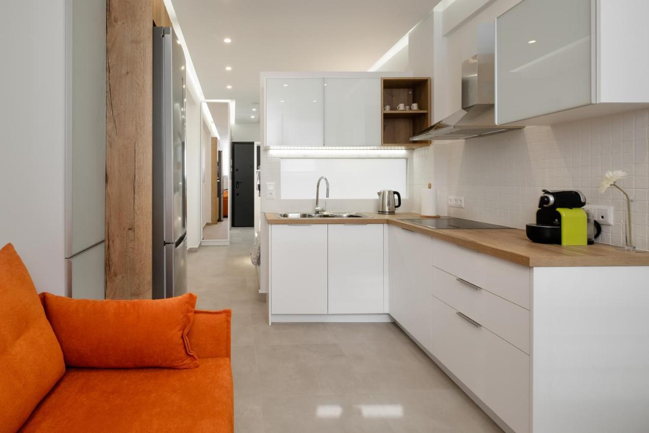 New Luxury Studio In The Heart Of Thiseio. Афины Экстерьер фото